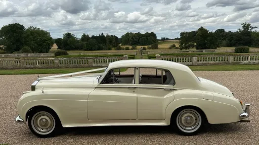 Classic rolls-Royce Silver Cloud decorated with Wedding Ribbons