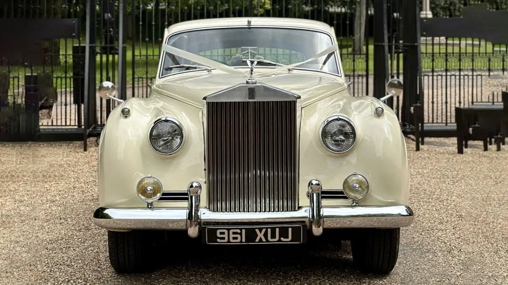 Classic rolls-Royce Silver Cloud decorated with Wedding Ribbons