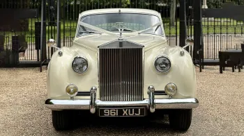 Classic rolls-Royce Silver Cloud decorated with Wedding Ribbons