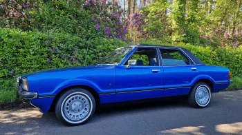Blue Ford Cortina Mk4 2L Ghia