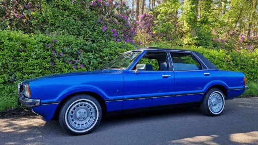 Blue Ford Cortina Mk4 2L Ghia