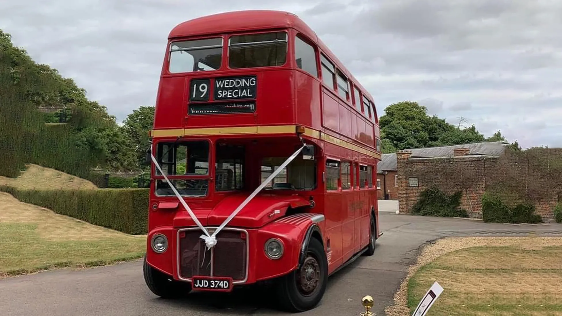 Red Routemaster Wedding Red Wedding Bus Hi Res Stock Photography And