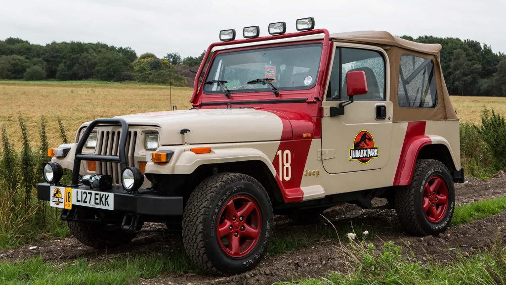 American Jeep Wrangler from Jurrasic Park film in Beige Sand with front spot lights in top of the main cabin