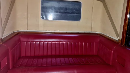 Rear interior bench seat in Burgundy leather