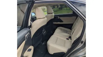 Rear interior Lexus 450 with cream leather