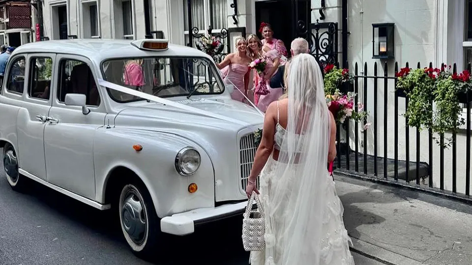 A photo from the occasion that is reviewed