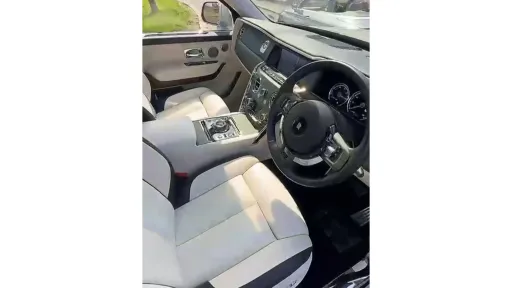 Rolls-Royce cullinan interior dashboard with cream leather interior