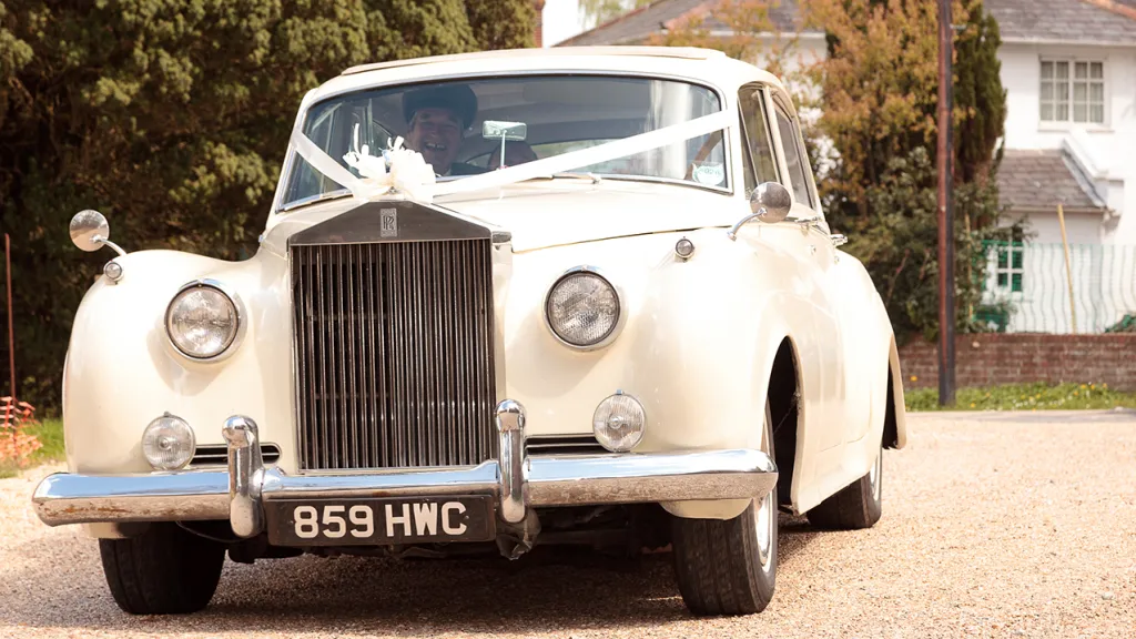 Graham, our chauffeur, was absolutely brilliant. We had specific instructions of where we had to be dropped for the wedding and he was so helpful and patient. The car itself was beautiful and felt like a special start to our wedding day.