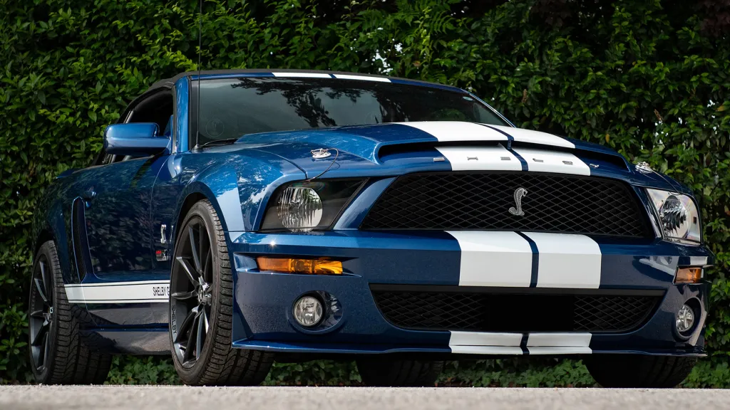 Front view of blue ford mustang