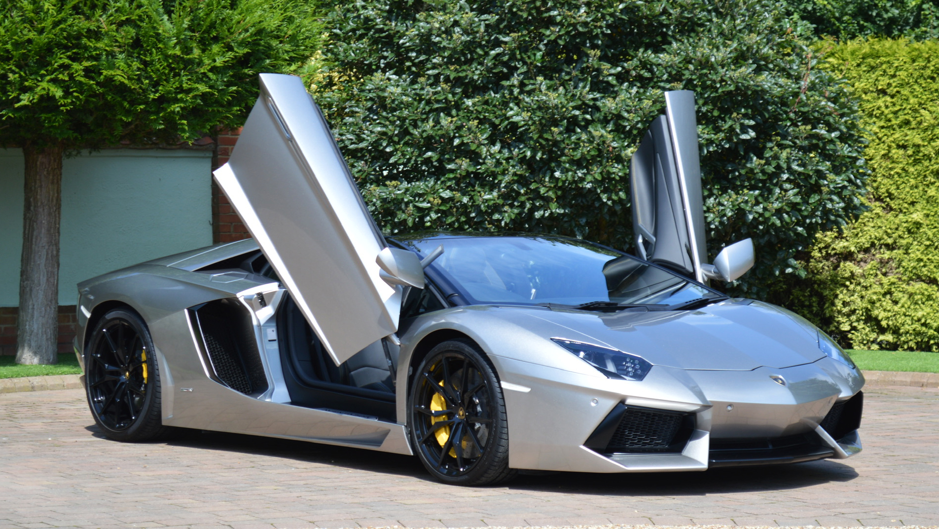Lamborghini Aventador