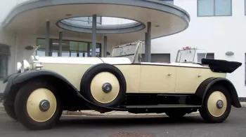 A photo from the occasion that is reviewed