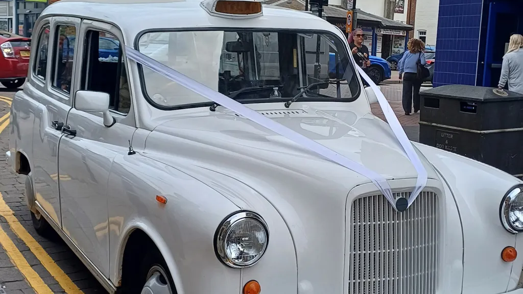 Very happy with the white London taxi cab for our daughters wedding. It looked perfect and she was thrilled. Special mention for the driver too who was on time, very courteous, smartly dressed and patient with us too while we took many photos. 5 star service.