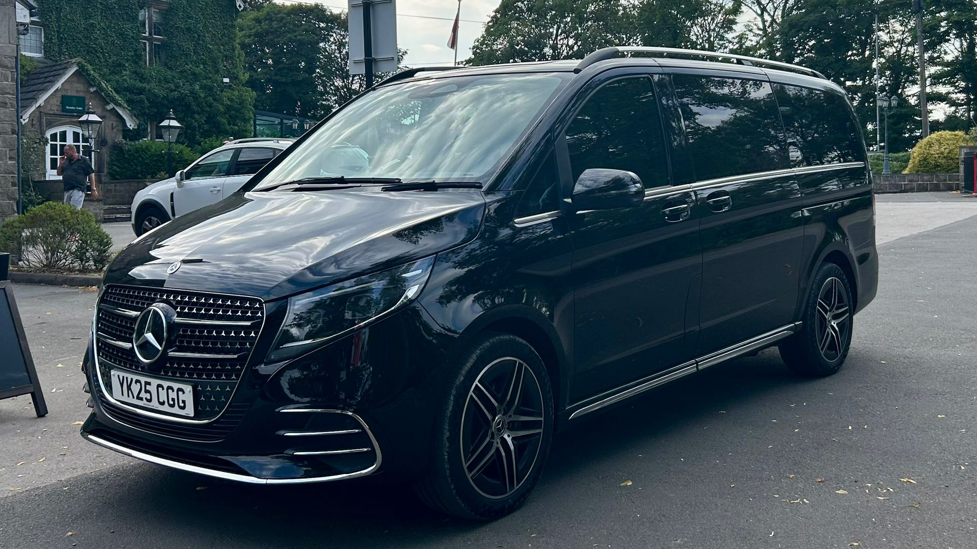 Left side view of a black Mercedes V-class