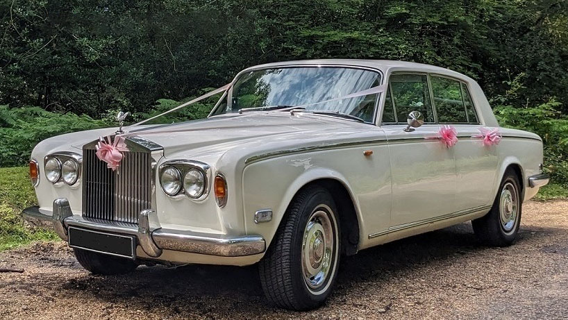 Classic Rolls-Royce silver Shadow Mk1 in Old English White