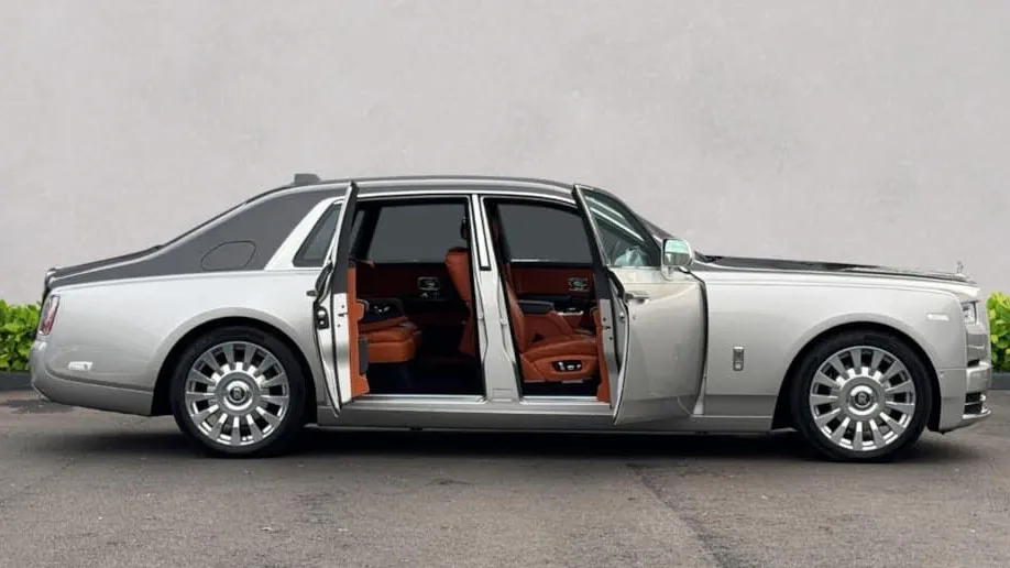 Black and silver Rolls-Royce Phantom VIII wedding car available for hire in Yorkshire