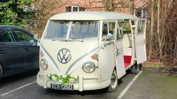 Brilliant communication before the day. Beautifully decorated. Very friendly driver, who worked well with other drivers. Highly recommended thank you!