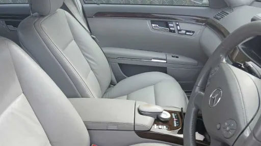 front interior seats inside Mercedes S-class