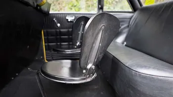 Taxi USA Checker Cab
