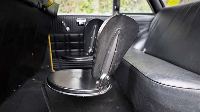 Taxi USA Checker Cab
