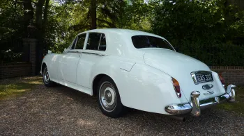 Rolls-Royce Silver Cloud II