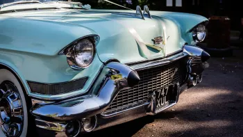 Cadillac Sedan de Ville