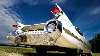 Cadillac Sedan de Ville