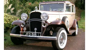 Oldsmobile V8 Sedan