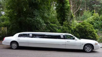 Lincoln USA 30ft 'Krystal' Limousine