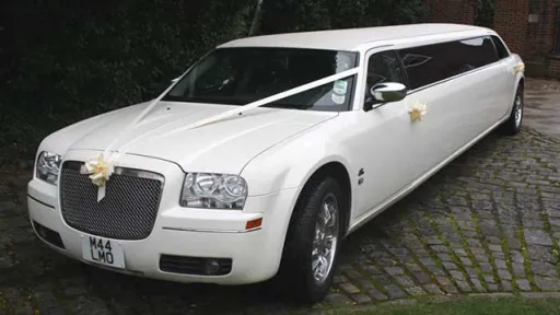 Chrysler 300c Stretch Limousine