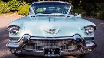 Cadillac Sedan de Ville