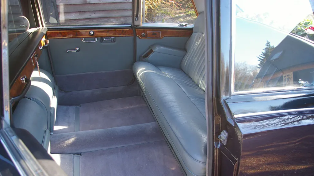 Daimler DS420 Limousine
