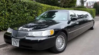 Lincoln USA 30ft Stretched Limousine