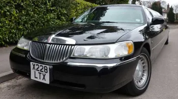 Lincoln USA 30ft Stretched Limousine