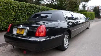 Lincoln USA 30ft Stretched Limousine