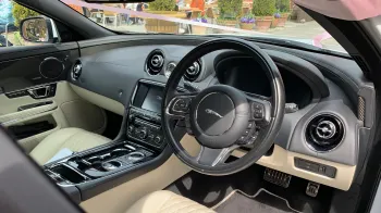 Jaguar XJ LWB Autobiography