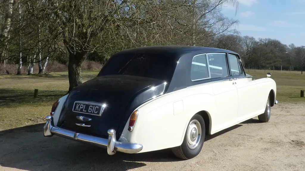 Rolls-Royce Phantom V Limousine