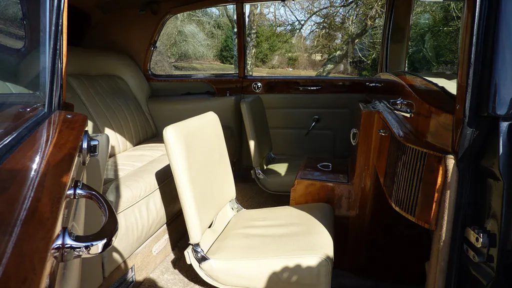 Rolls-Royce Phantom V Limousine
