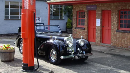 Triumph Roadster