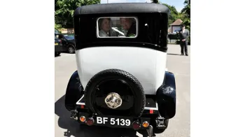 Citroen Deluxe Saloon