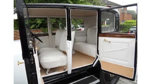 Citroen Deluxe Saloon
