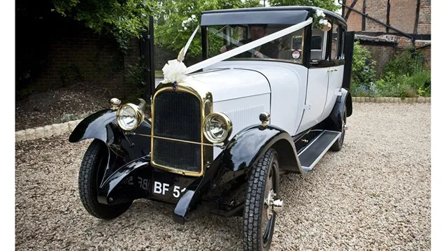 Citroen Deluxe Saloon