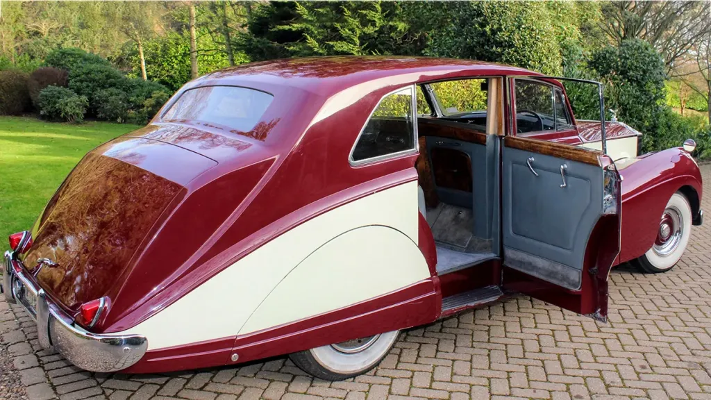 Rolls-Royce Silver Wraith