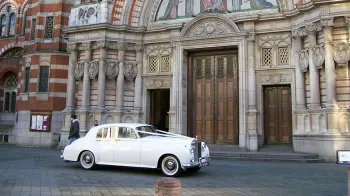 Rolls-Royce Silver Cloud on duty at a wedding in Uxbridge