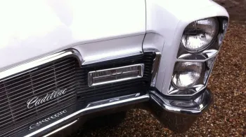 Cadillac Sedan De Ville