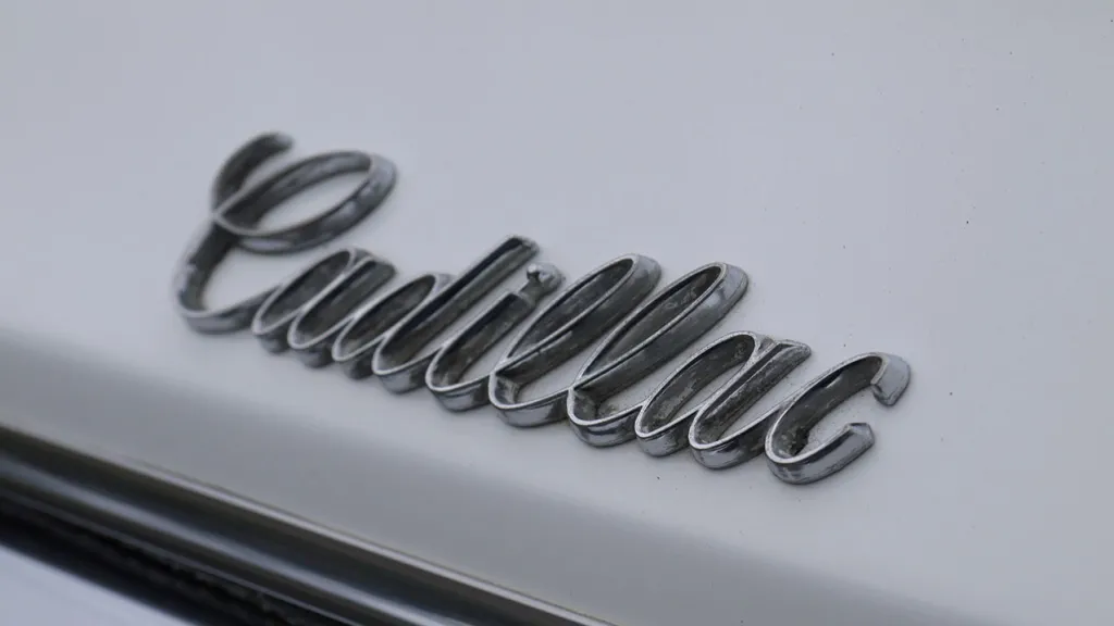 Cadillac Sedan De Ville