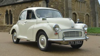 Morris Minor Saloon