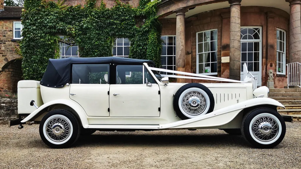 Beauford Convertible
