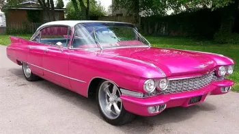 Cadillac Sedan de Ville