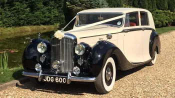 Bentley MK VI Hooper