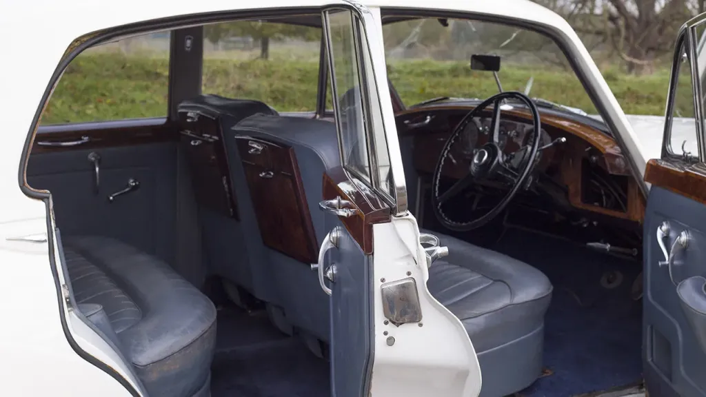 Rolls-Royce Silver Cloud II